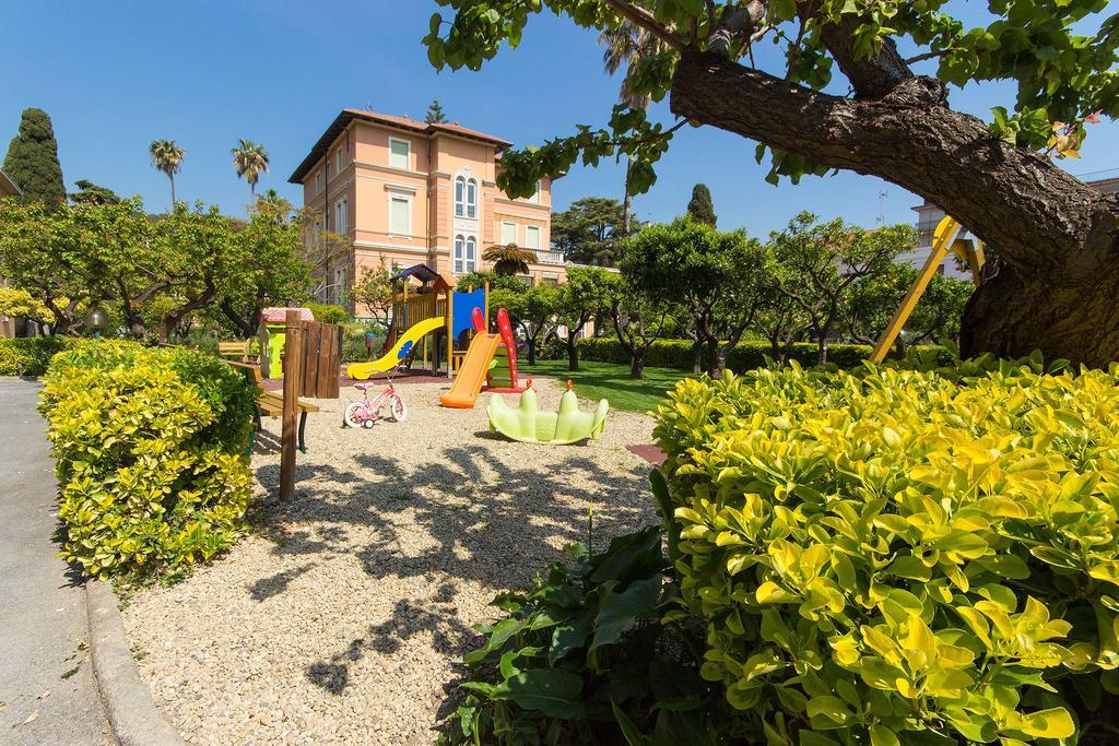 Hotel Villa San Giuseppe San Bartolomeo Al Mare Bagian luar foto