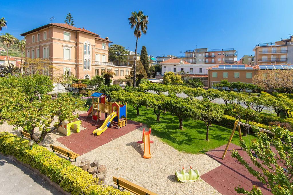 Hotel Villa San Giuseppe San Bartolomeo Al Mare Bagian luar foto
