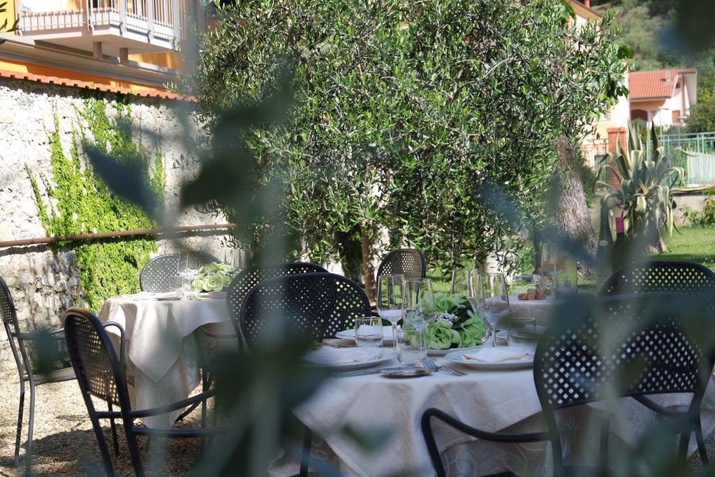 Hotel Villa San Giuseppe San Bartolomeo Al Mare Bagian luar foto