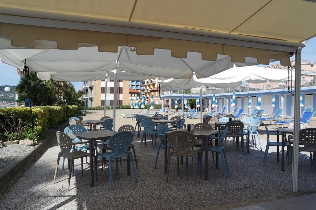 Hotel Villa San Giuseppe San Bartolomeo Al Mare Bagian luar foto