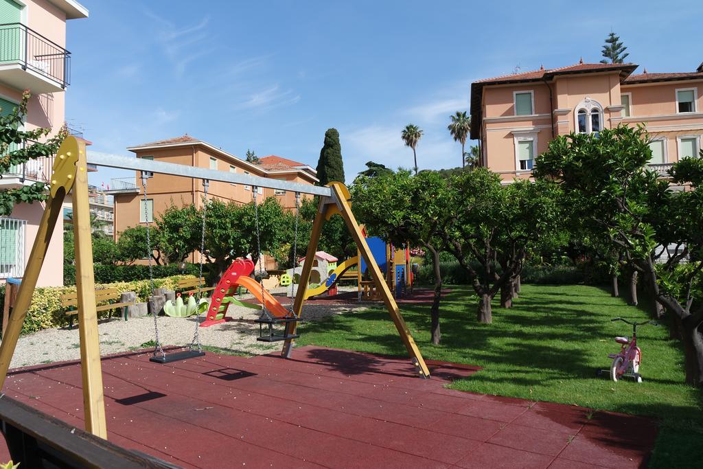 Hotel Villa San Giuseppe San Bartolomeo Al Mare Bagian luar foto